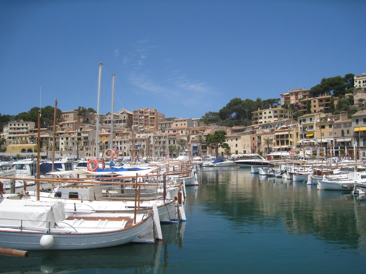 Mallorca s turistikou - nedotčená příroda