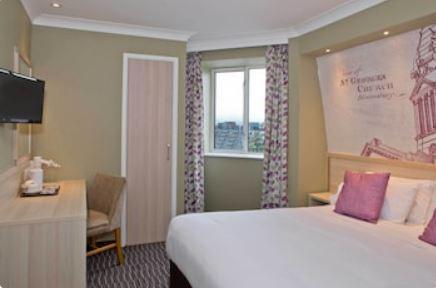 Hotel President 3*, Londýn - letecky