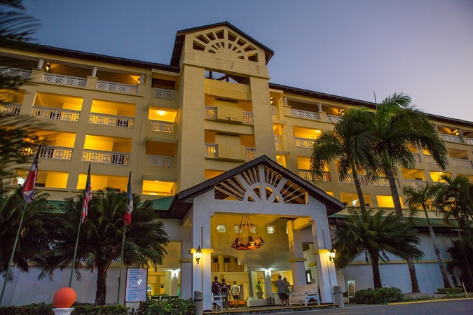 Coral Costa Caribe Resort & Spa – fotka 1