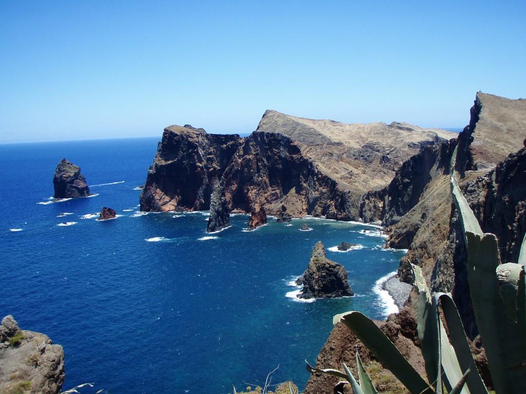 Madeira - poznávání a turistika ostrovem věčného jara (8 dní)
