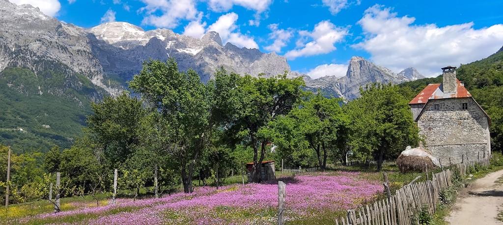 Albánská špička - turistika, která bere dech, odlet z Prahy