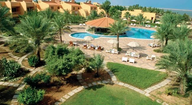 Hotel BM Beach Resort