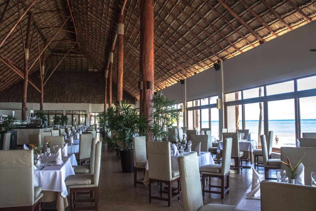 Akumal Bay Beach & Wellness Resort