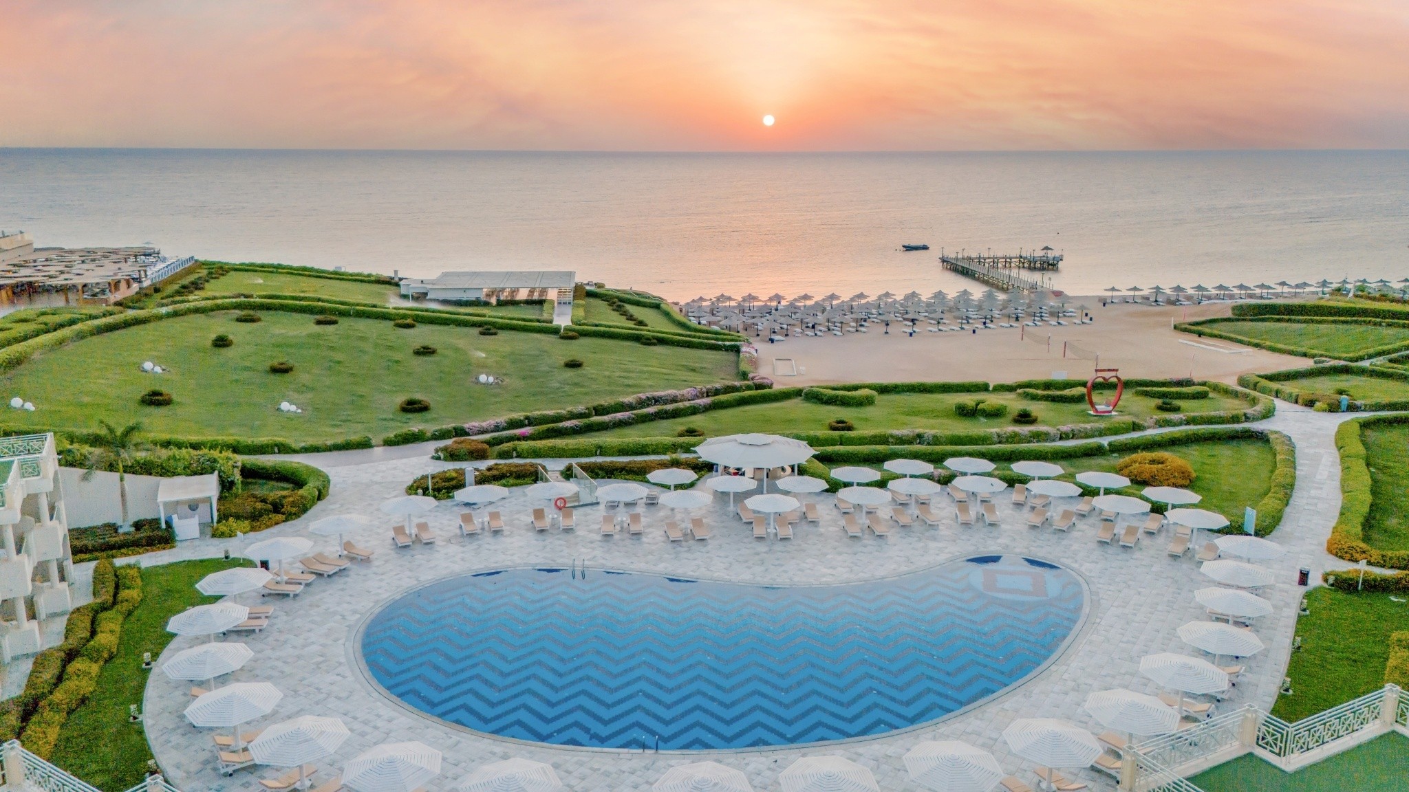 Hotel Sirena Beach Resort & Spa