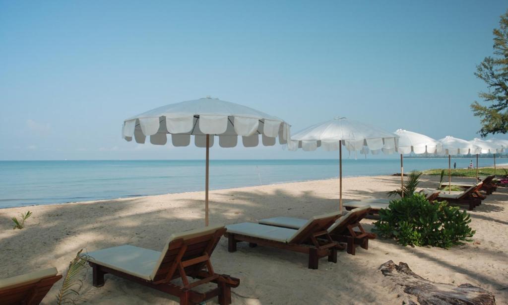 Kombinace - Andamania Khaolak Beach Resort ***, Bangkok Palace Hotel ***+, Bangkok