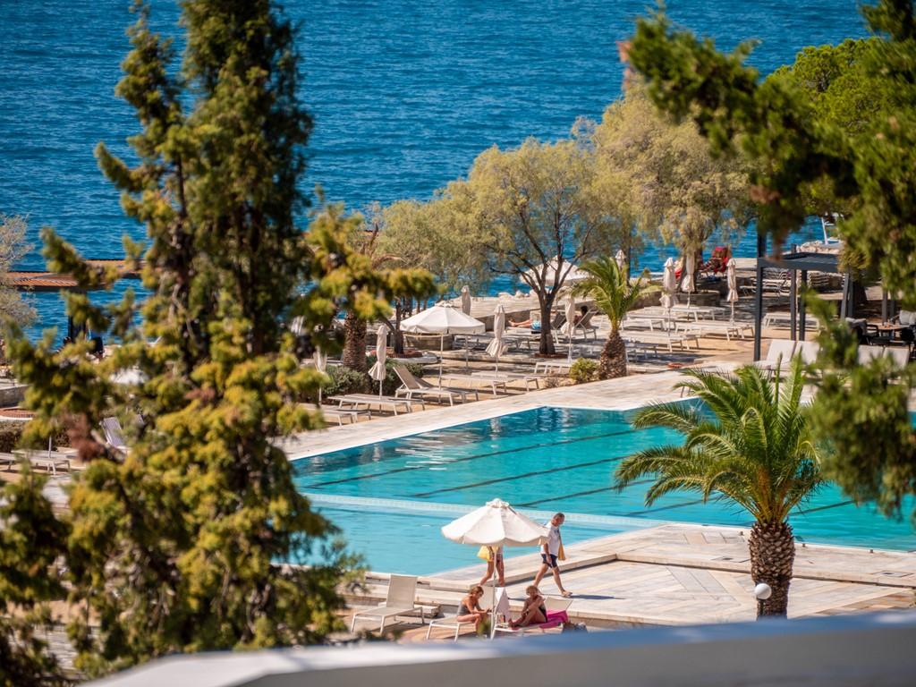 Ramada Loutraki Poseidon Resort