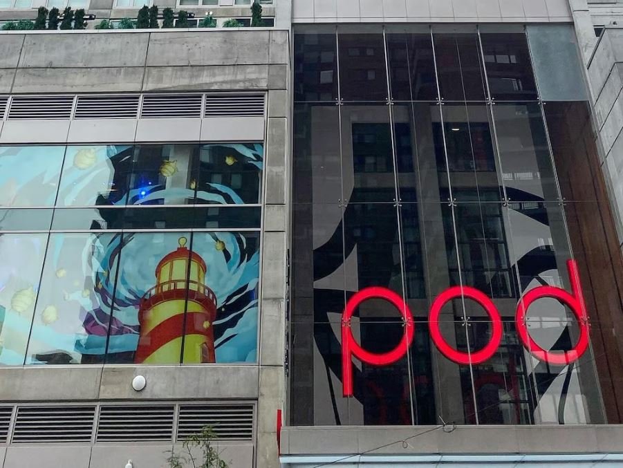 Pod Times Square