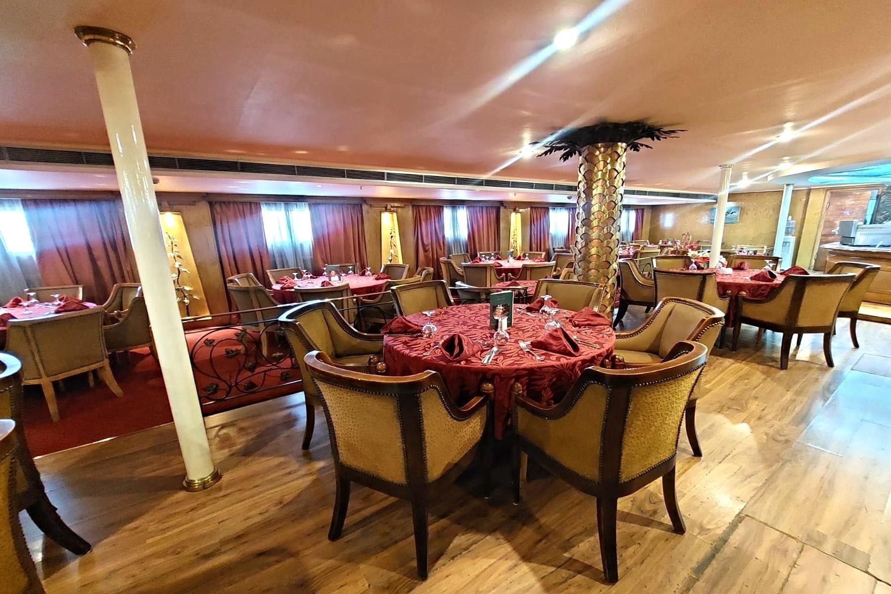 TUTANCHÁMON – Velký okruh (Káhira, pyramidy, plavba po Nilu komfortně za 8 dnů)