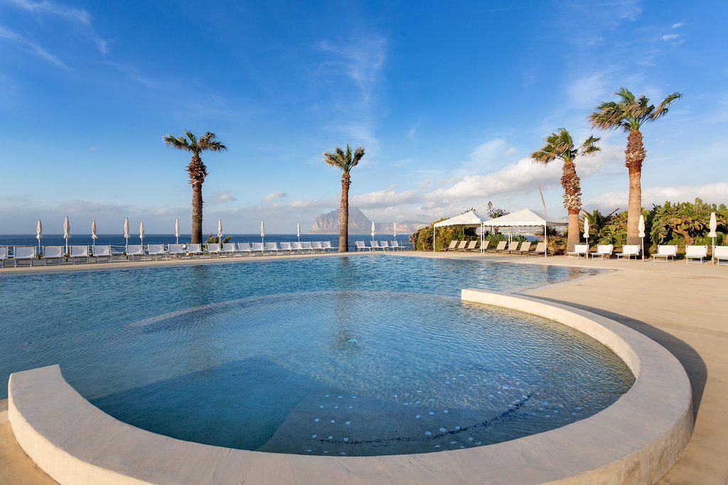 La Tonnara Resort