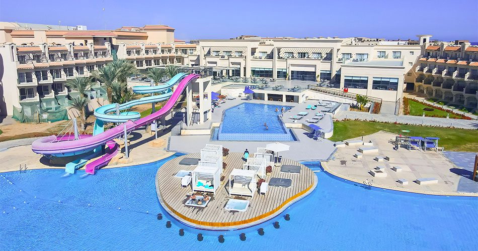 Hotel The V Luxury Resort