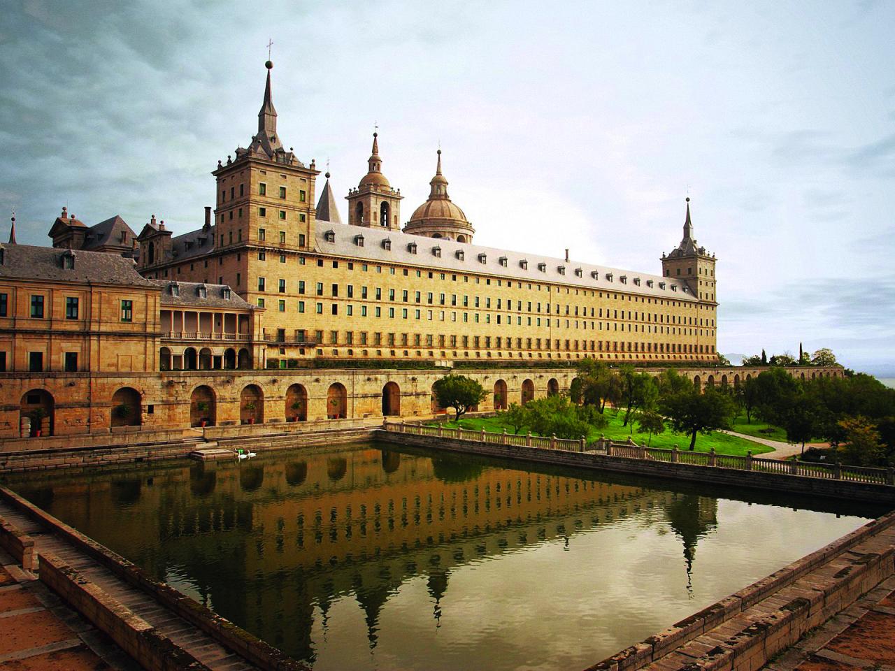 Hyatt Regency Hesperia