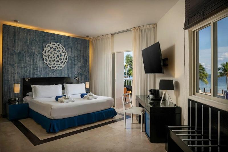Ocean Maya Royale