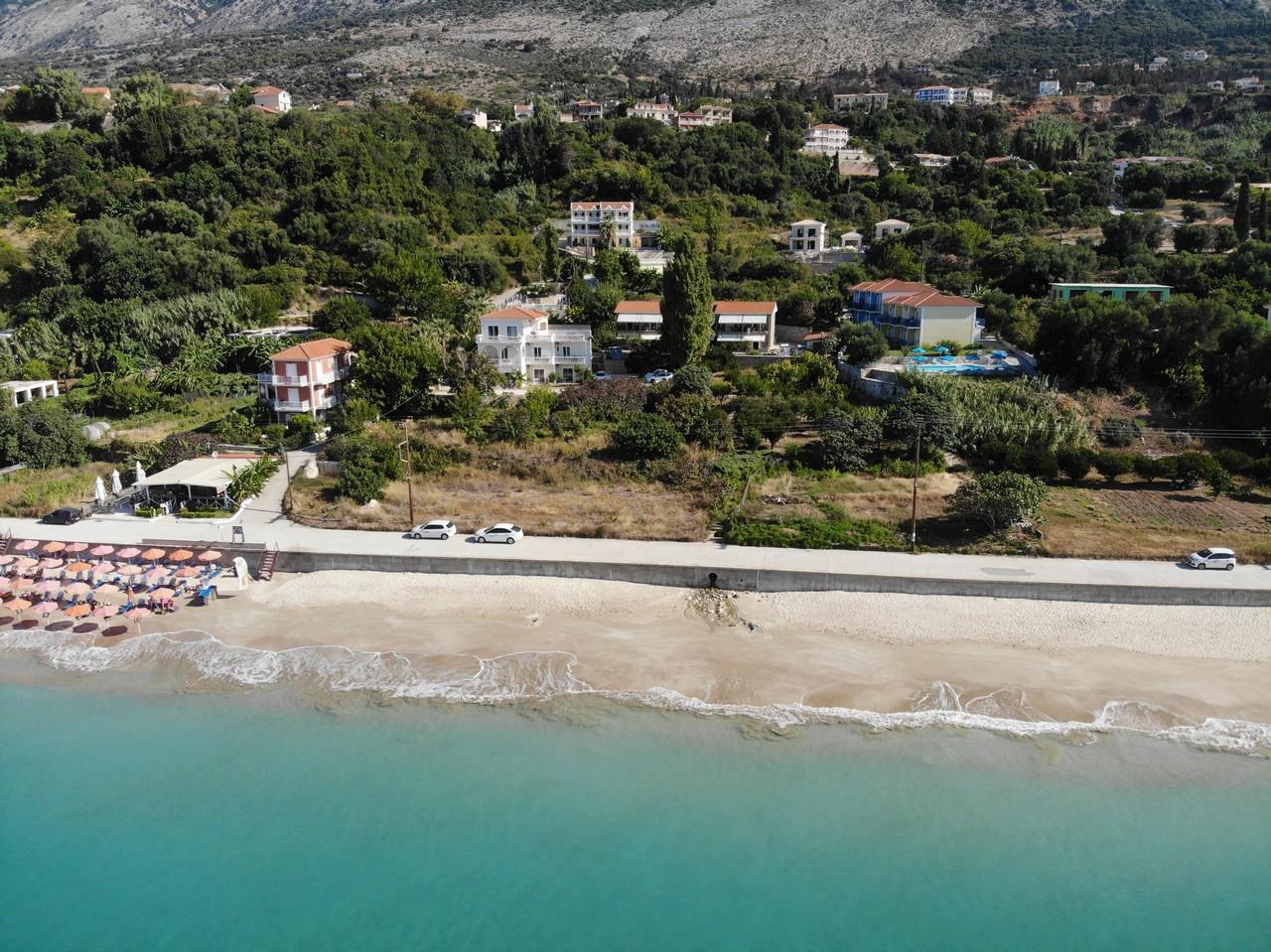 Water Side/Milos