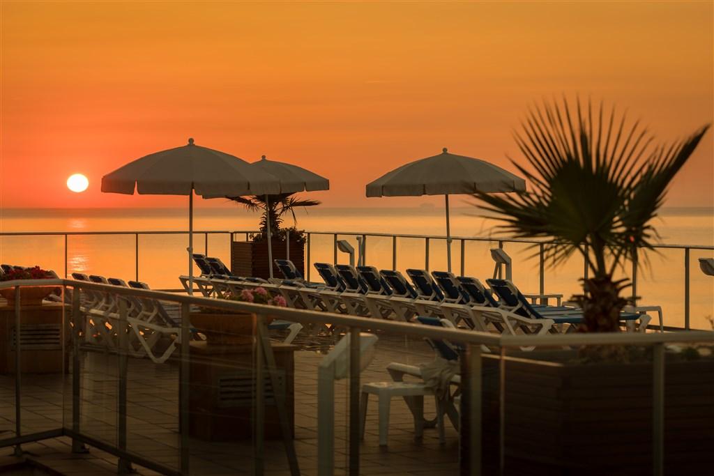 H·TOP Pineda Palace