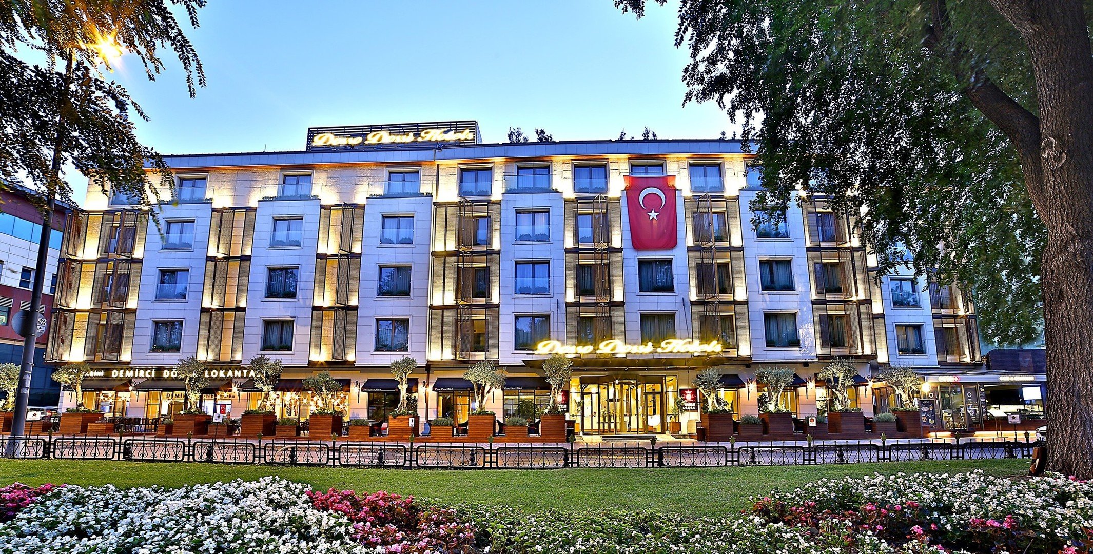 Dosso Dossi Hotels Downtown
