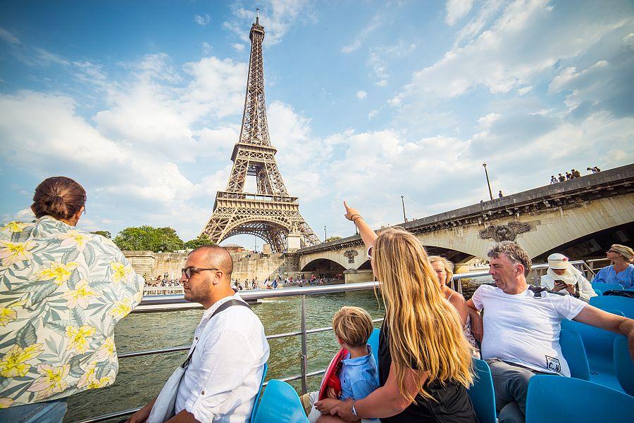 To nejlepší z Paříže + VERSAILLES + STŘEDOVĚKÉ PROVINS (letecky z Prahy)