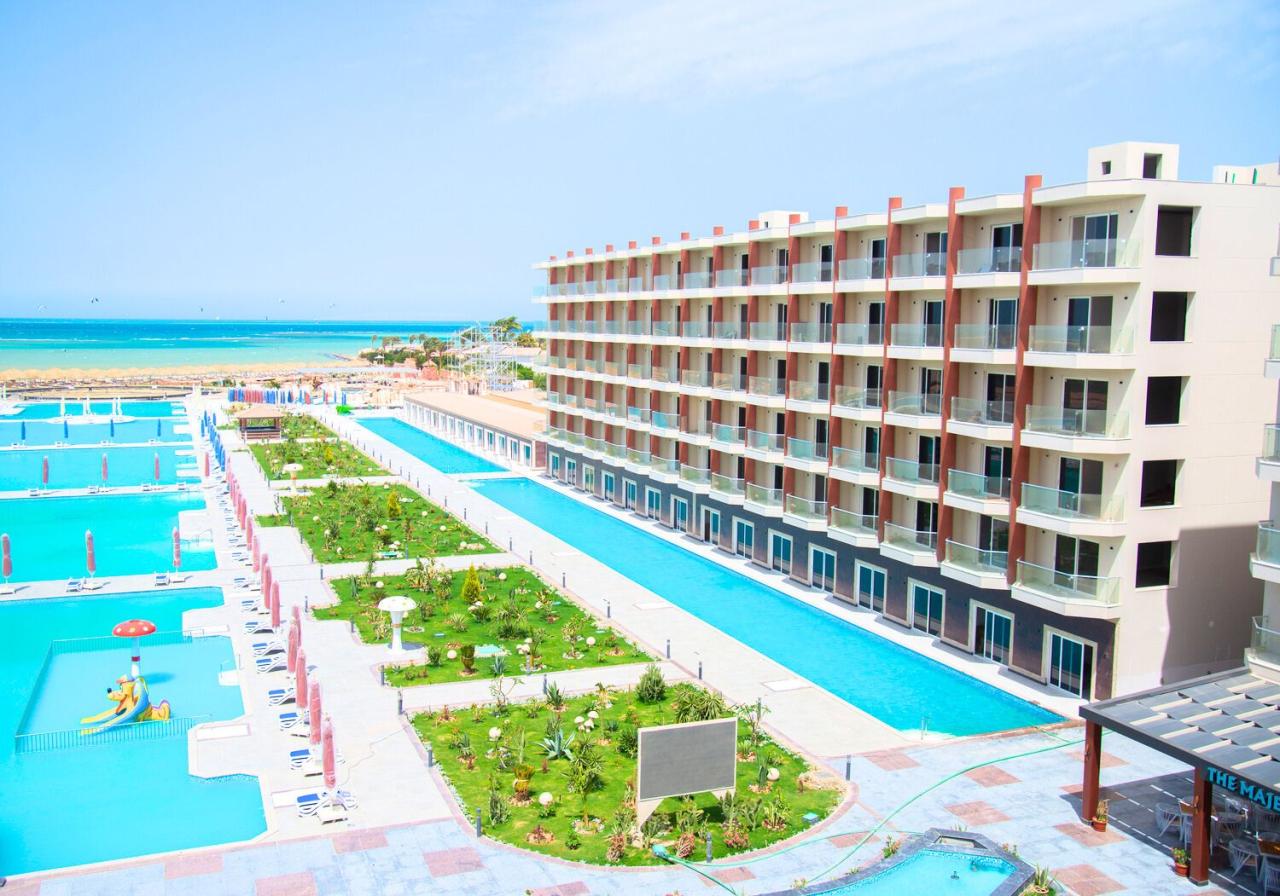 Rewaya Majestic Resort