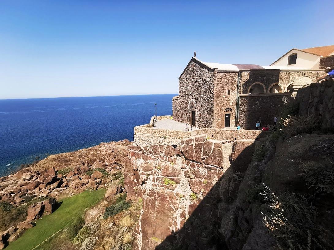 Přírodní krásy a památky Sardinie 