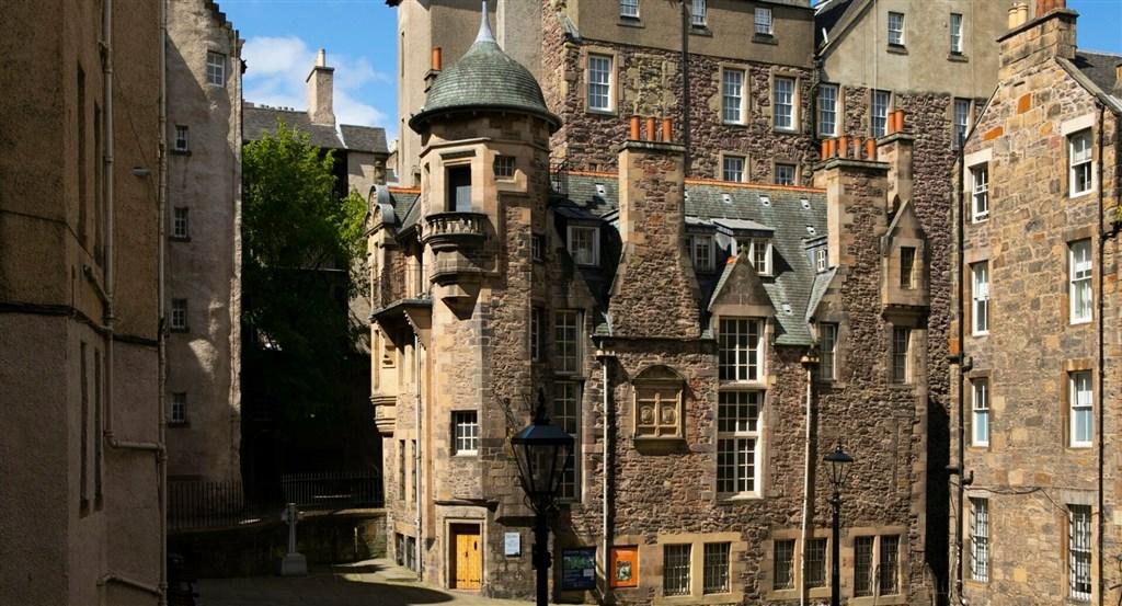 Edinburgh – město historie, příběhů a úžasných výhledů