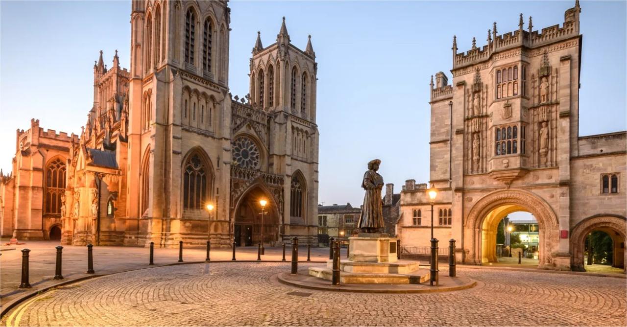 Perly jihozápadní Anglie: Bristol - Bath - Gloucester