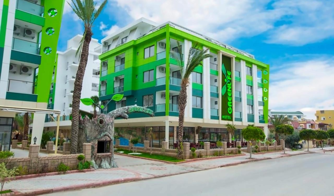 Green Life Hotel