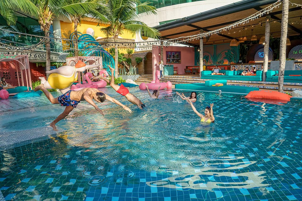 A-ONE THE ROYAL CRUISE HOTEL