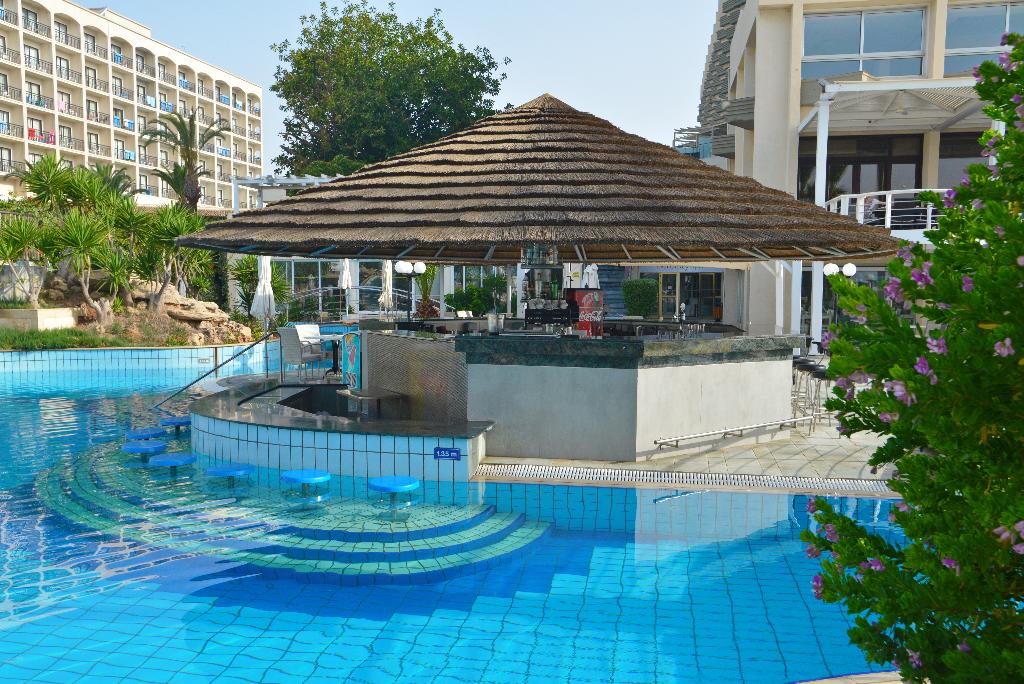 The Golden Bay Beach Hotel – fotka 9