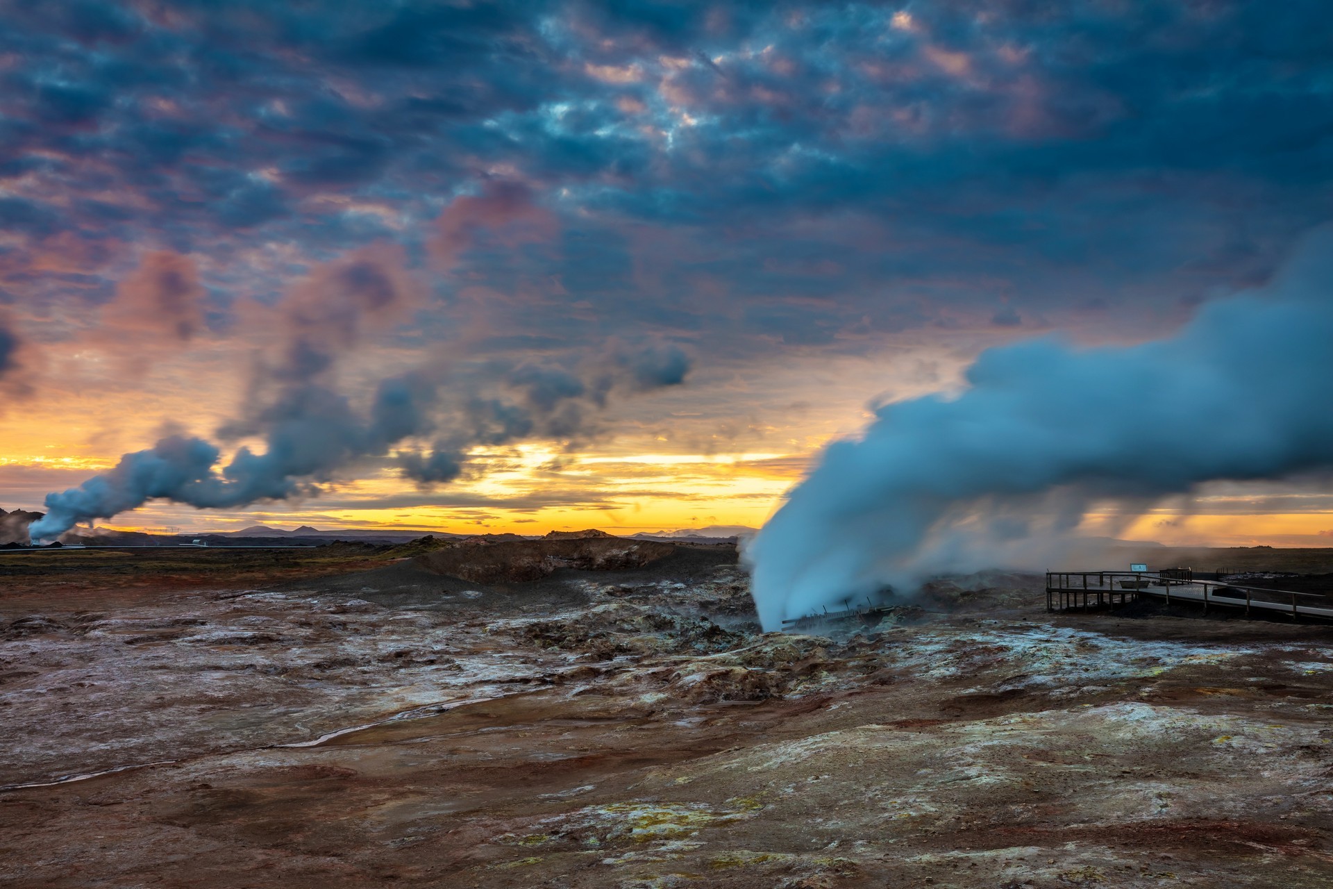 Island - letecké víkendy