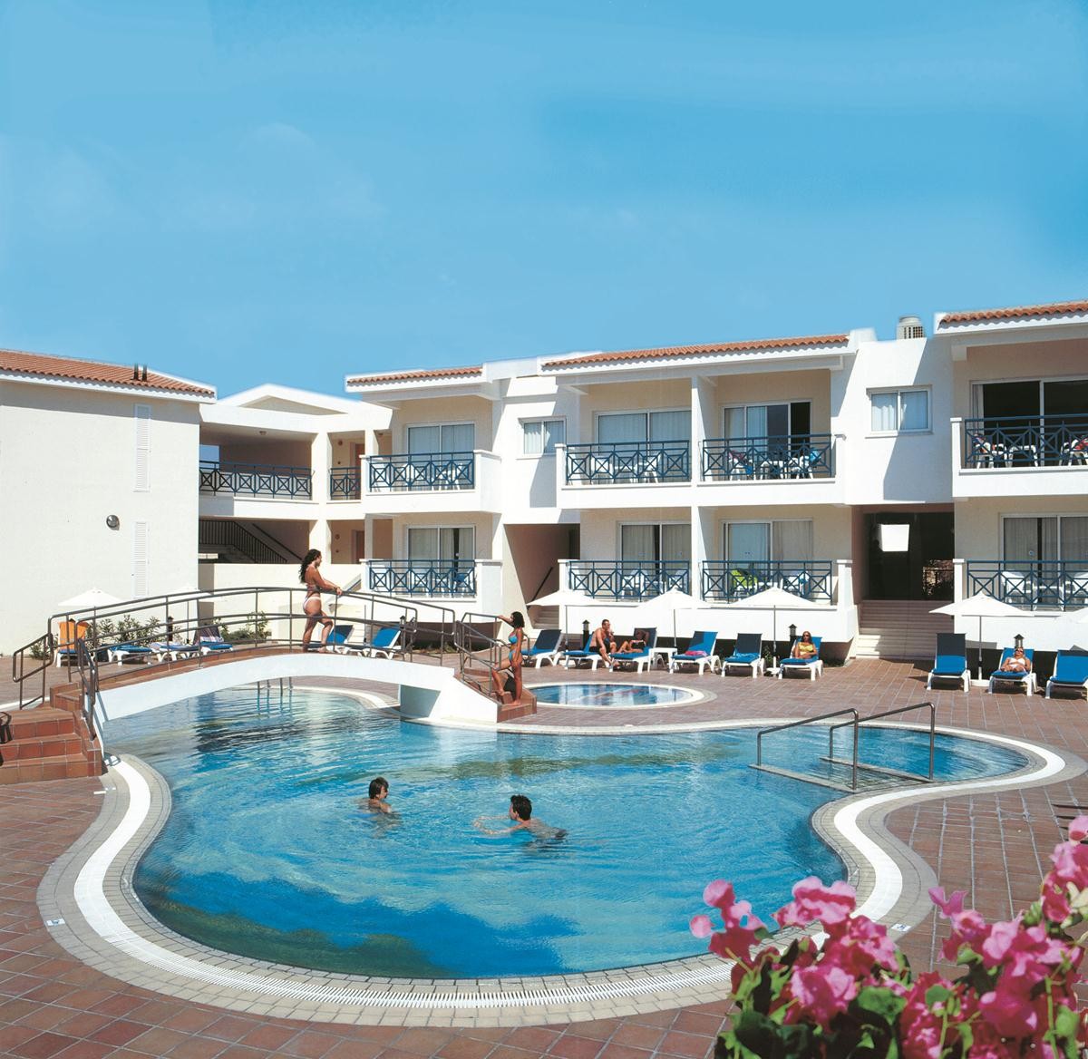 Cynthiana Beach Hotel