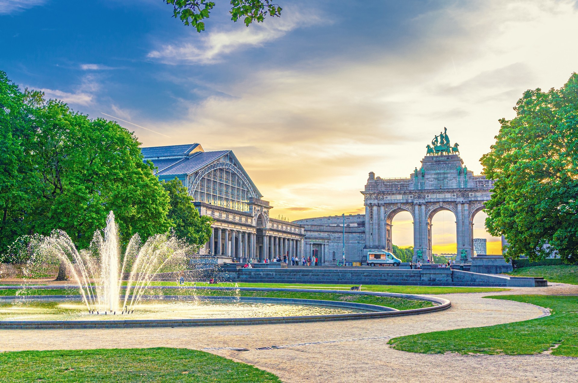 Ve víru tulipánů, větrných mlýnů a pralinek - Belgie a Nizozemí