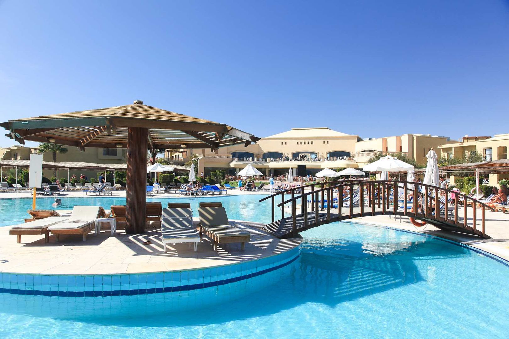 The Three Corners Fayrouz Plaza Beach Resort – fotka 2