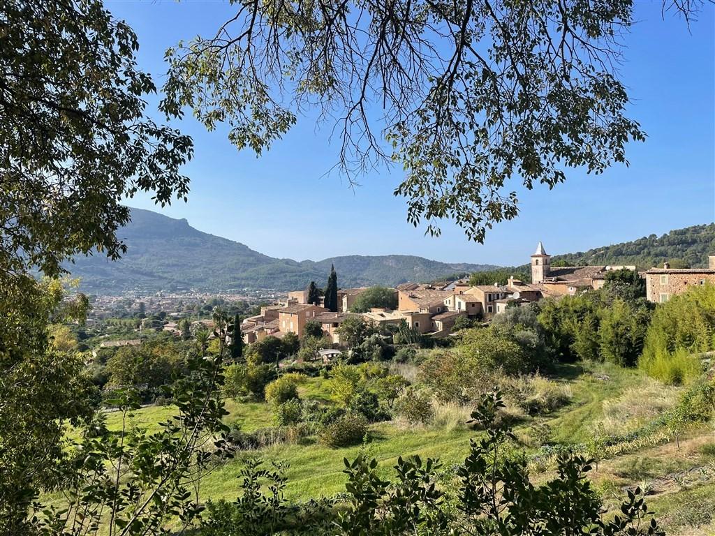 Mallorca s turistikou - nedotčená příroda