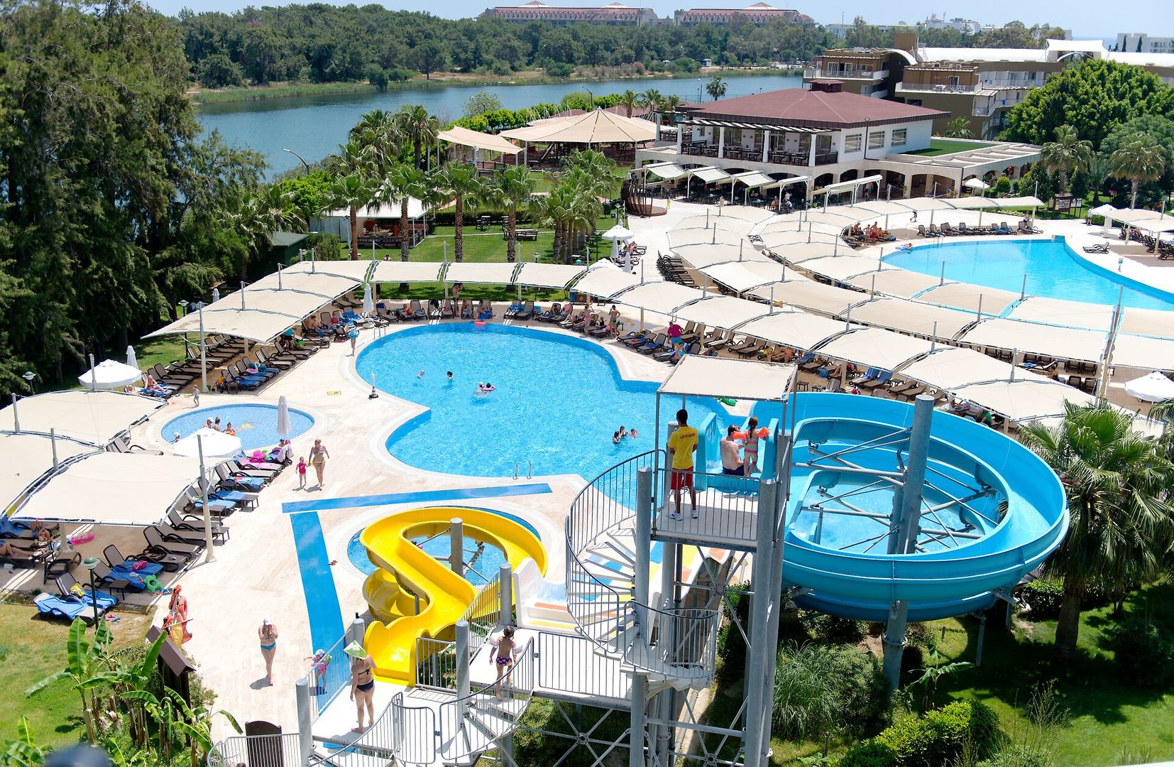 Otium Eco Club Side