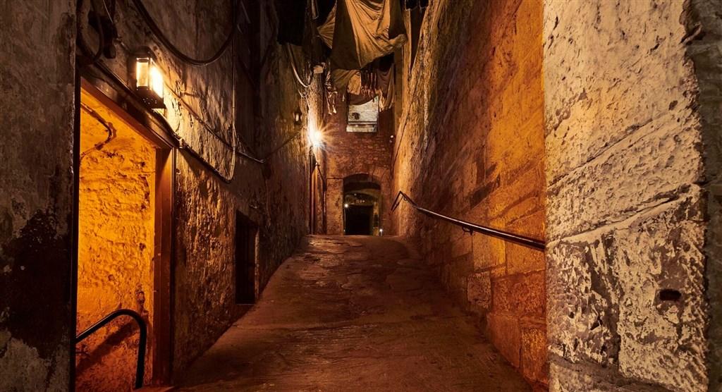 Edinburgh – město historie, příběhů a úžasných výhledů
