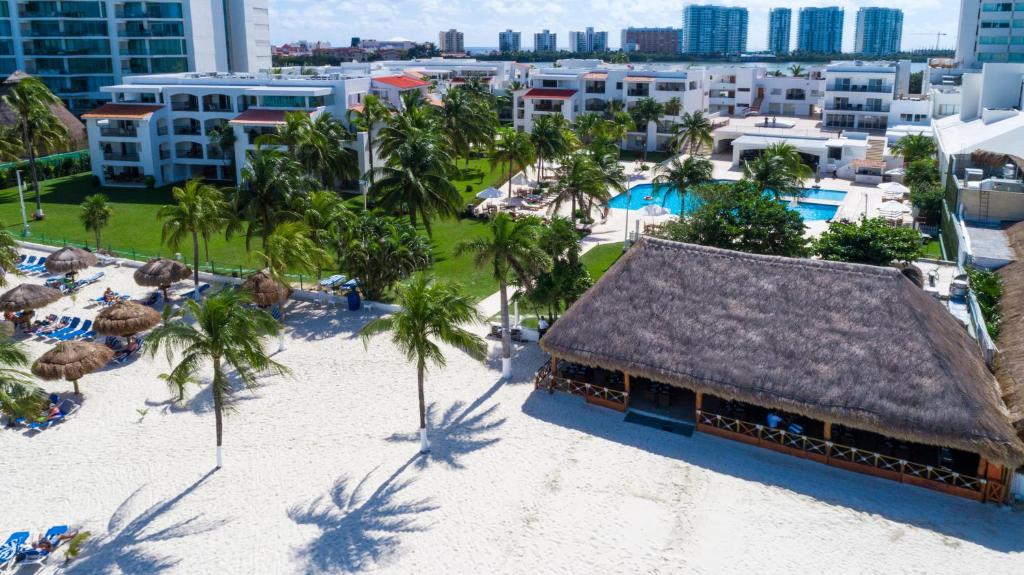 Beachscape Kin Ha Villas & Suites Cancun 