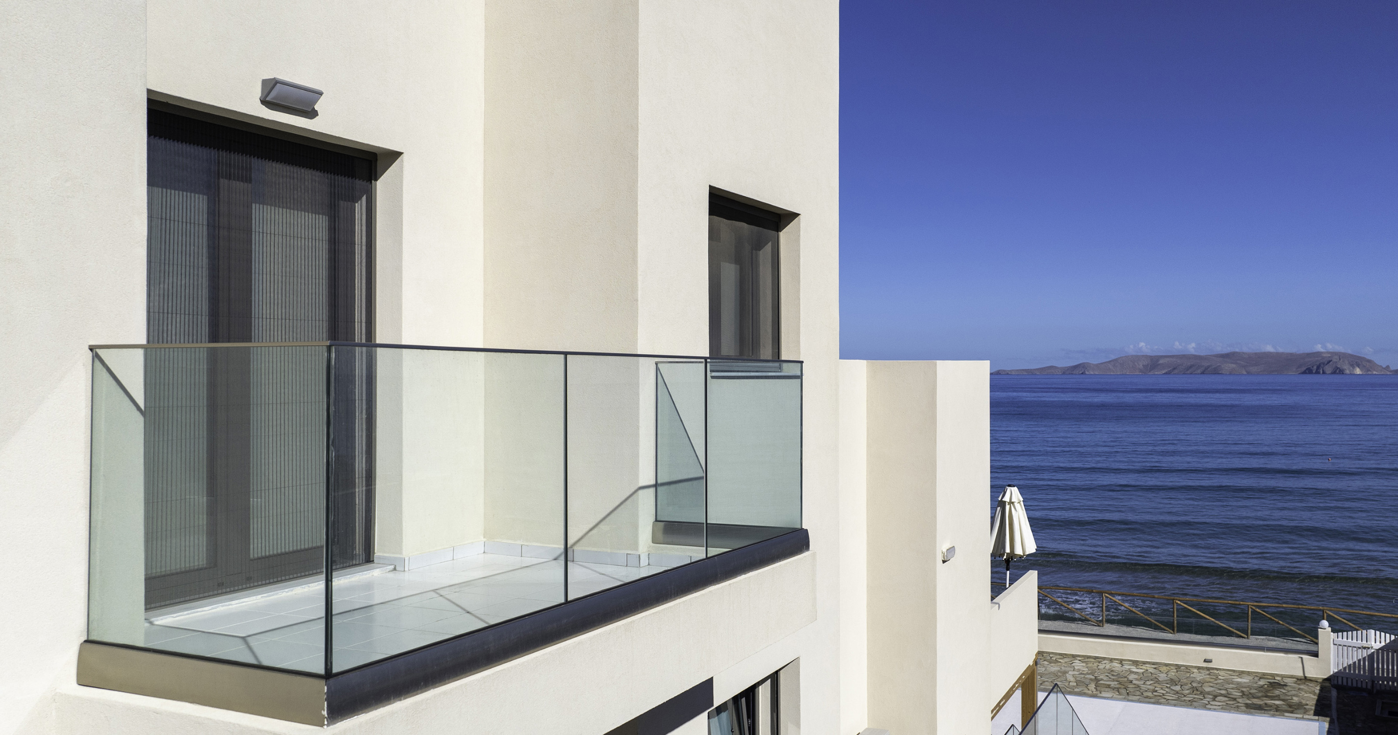 Hotel Almare Beach
