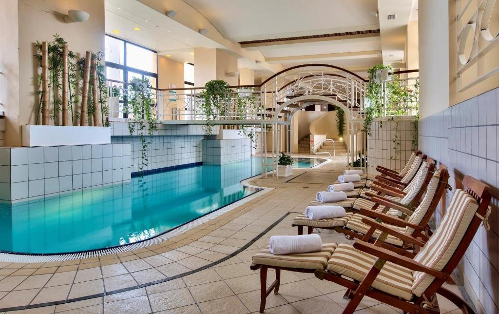 Corinthia St. George's Bay