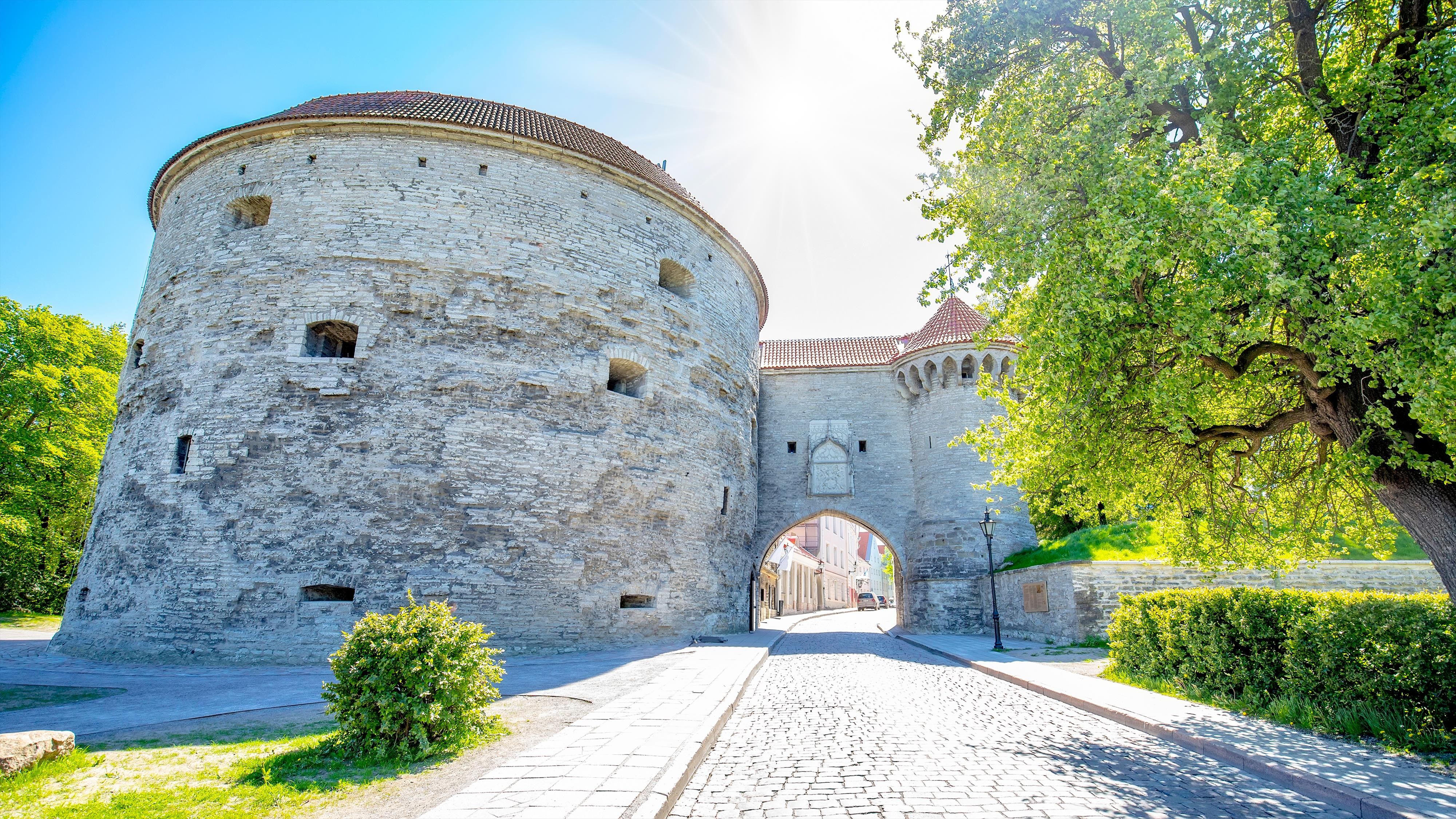 Metropole severu s plavbou po Baltu