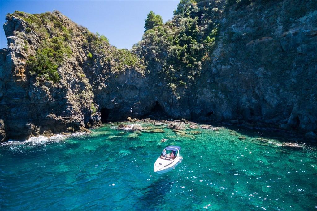 Ischia - Smaragdový Ostrov