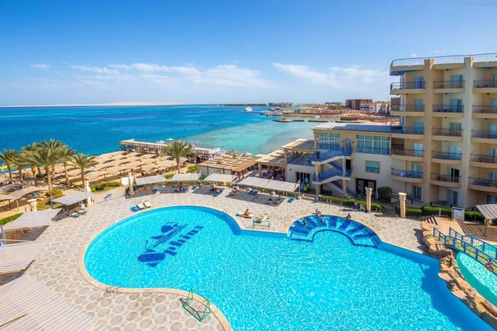 Sphinx Aqua Park Beach