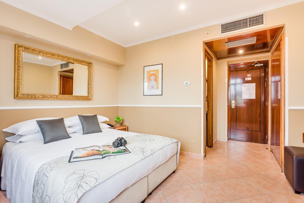 Hotel Archimede 4*, Řím - letecky