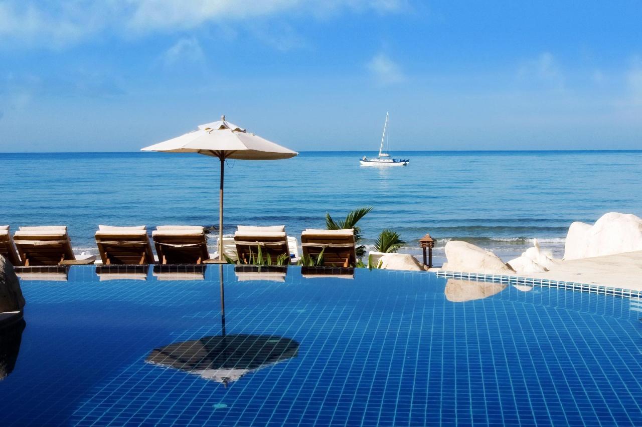 Kombinace - Kacha Resort/ Bangkok Palace Hotel