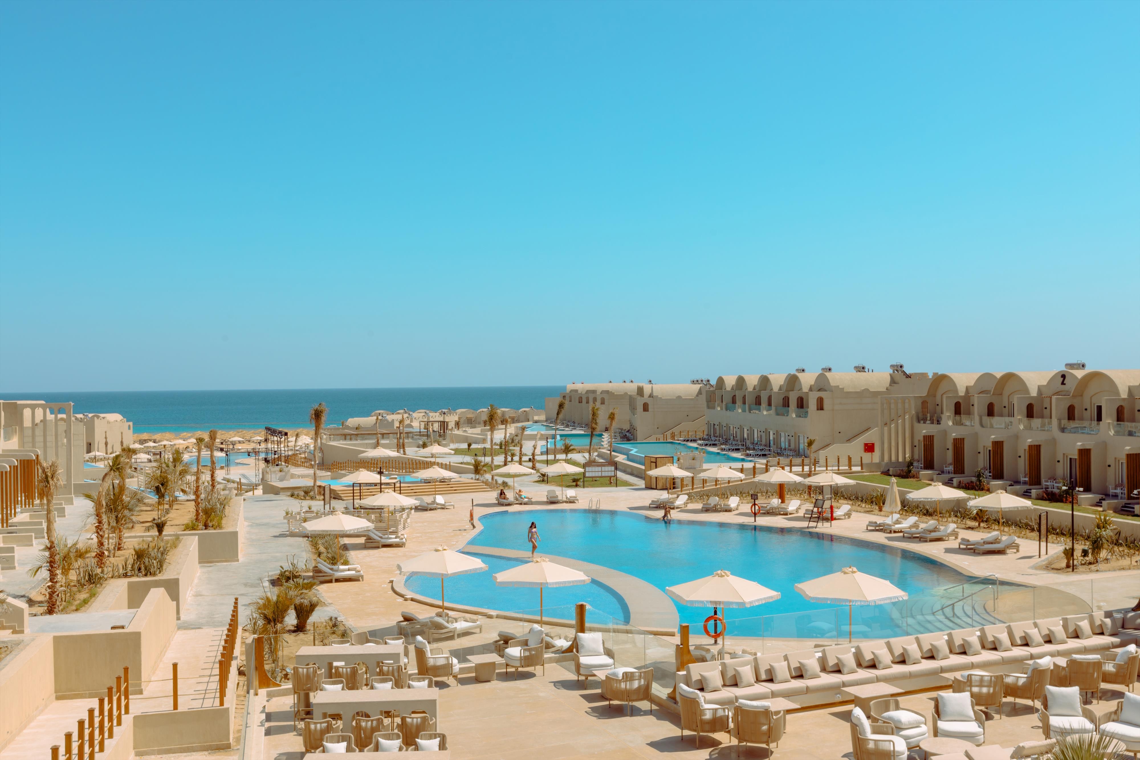 Hotel Sunrise Anjum Resort