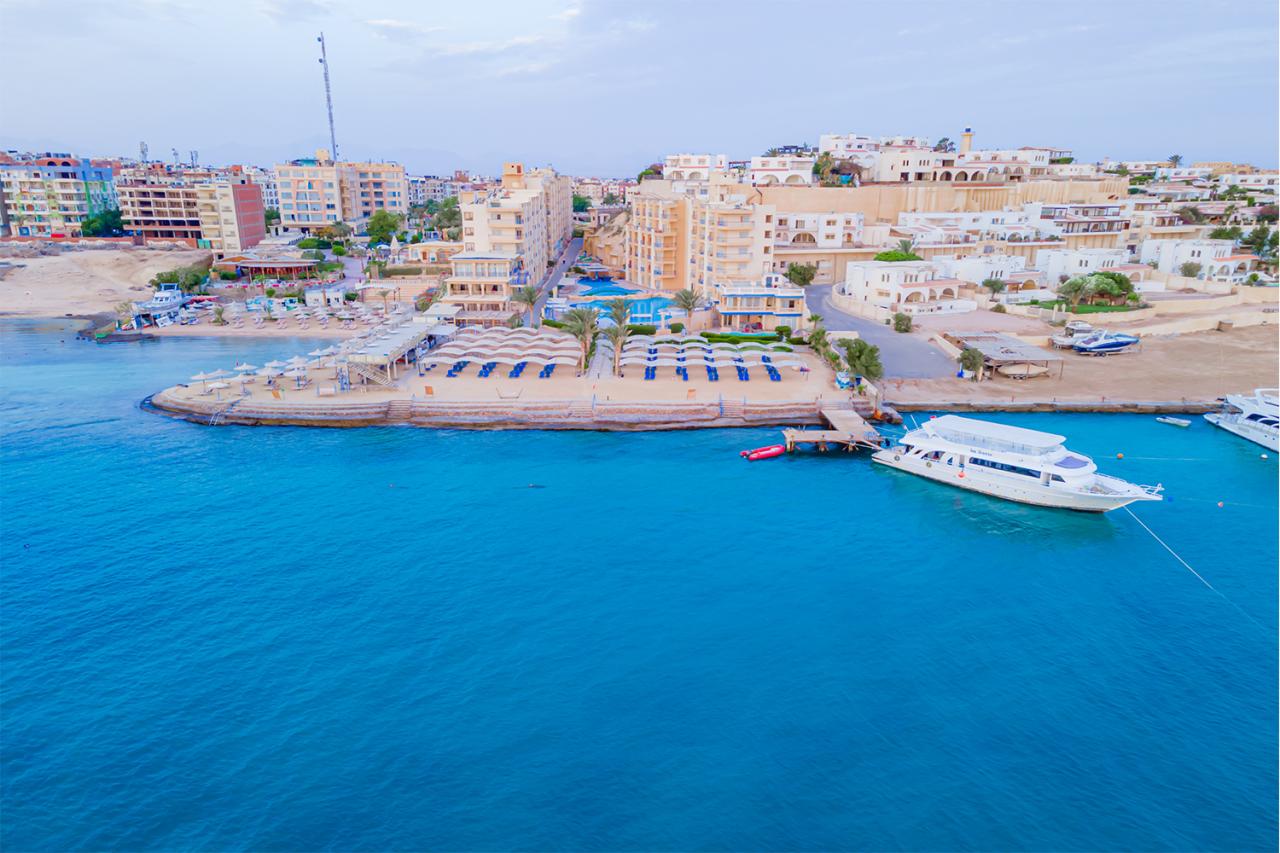 King Tut Aqua Park Beach Resort