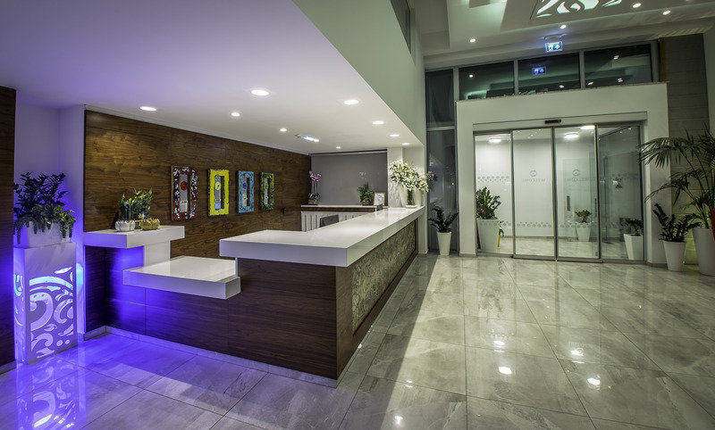 Nicholas Color Hotel