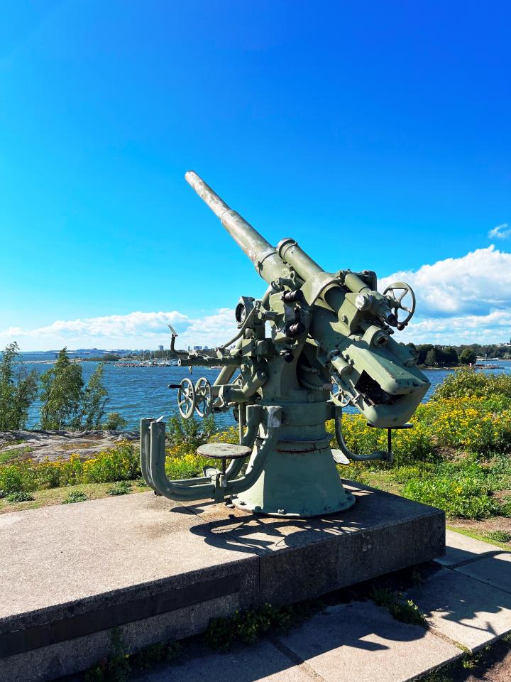 Okruh Pobaltím letecky  výlet do Helsinek