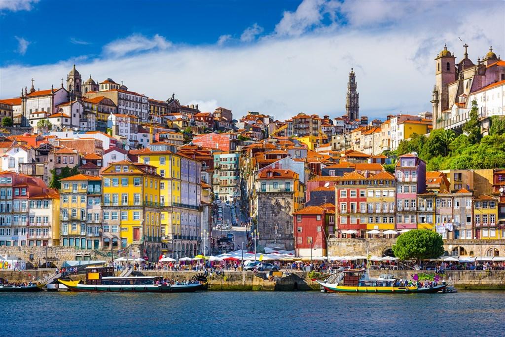 Porto – Město Mostů A Vína
