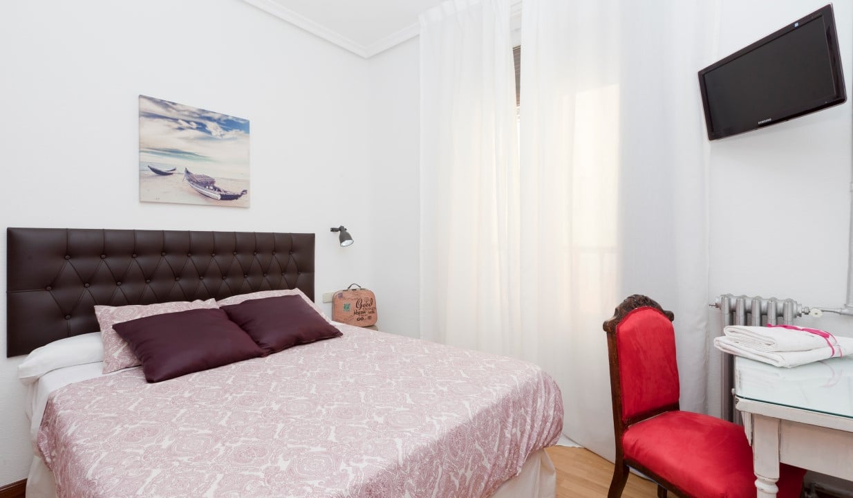 HOSTAL VAZQUEZ DE MELLA – fotka 5