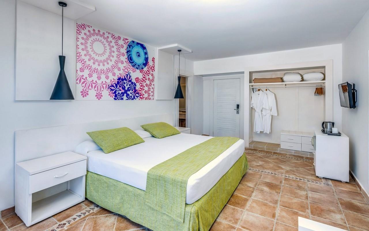 MELIA CAYO COCO