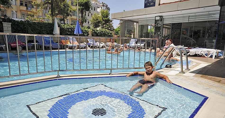 Hotel Kleopatra Micador